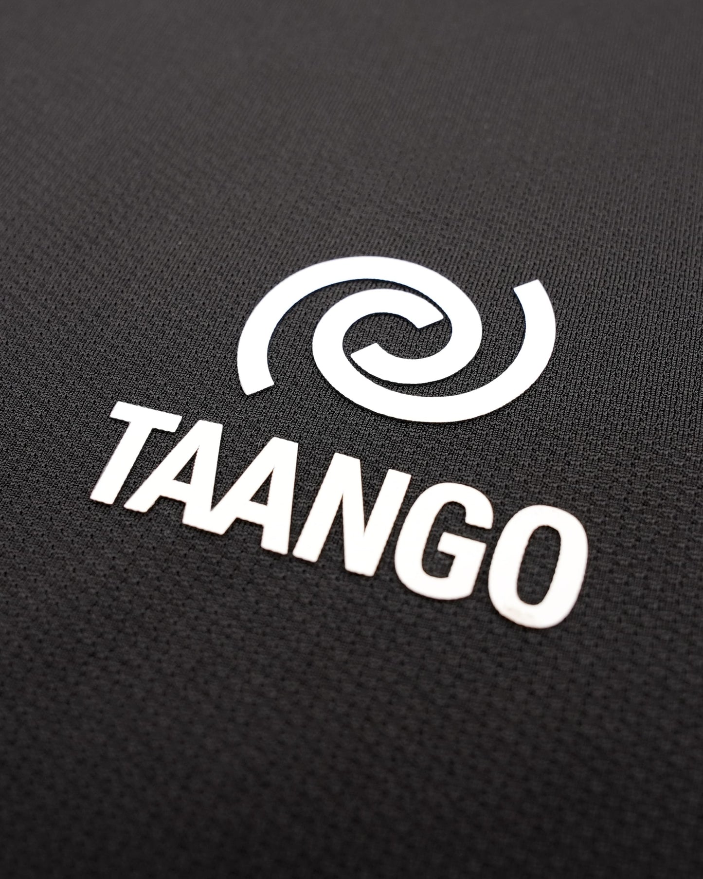 NOMAD MESH PERFORMANCE TEE