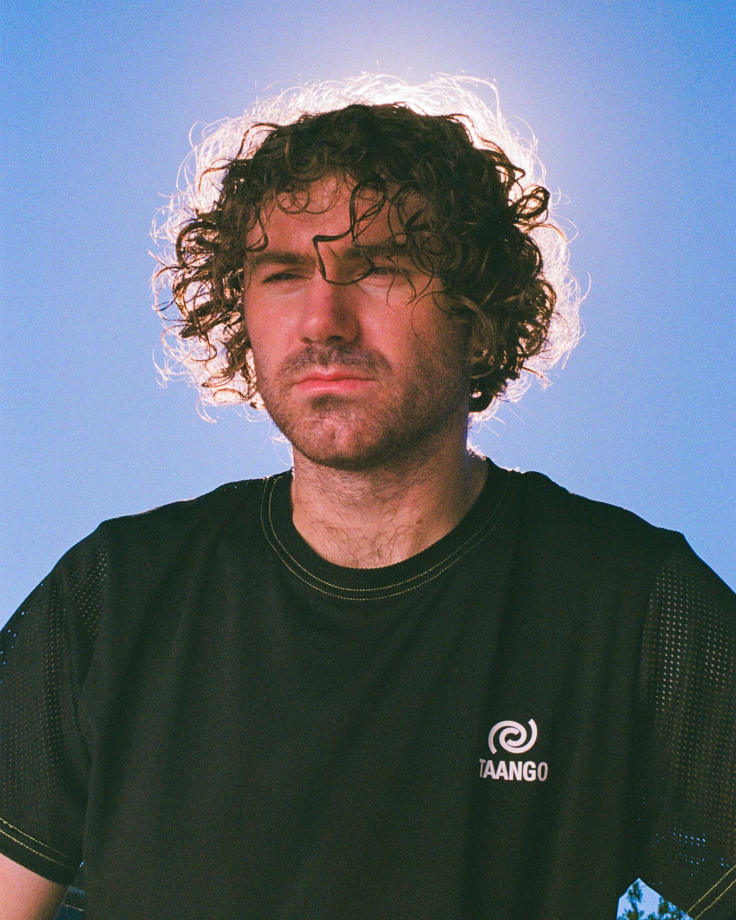 NOMAD MESH PERFORMANCE TEE